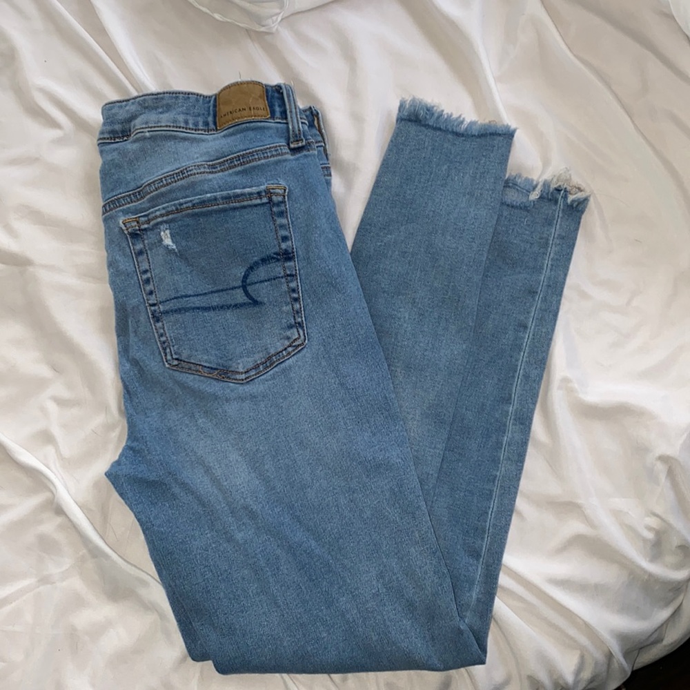 AE, jeggings, medium wash, distressed and cropped